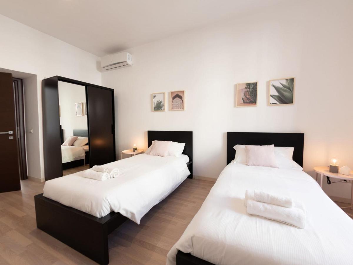 The Best Rent - Spacious Apartment Near Roma Termini Station Exterior photo